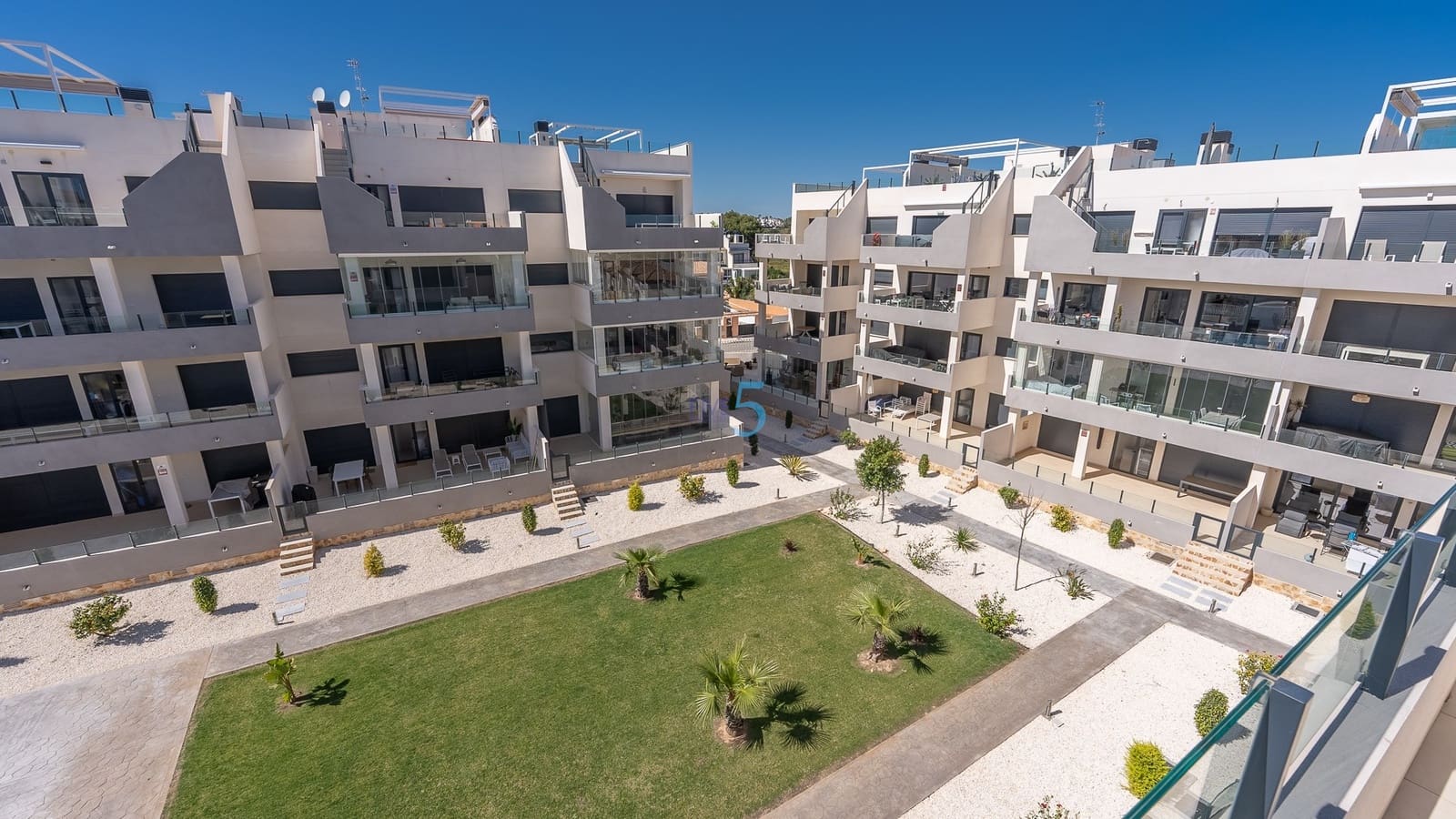 2 soverom Leilighet til salgs i Los Dolses med svømmebasseng garasje - € 329 000 (Ref: 9396331)