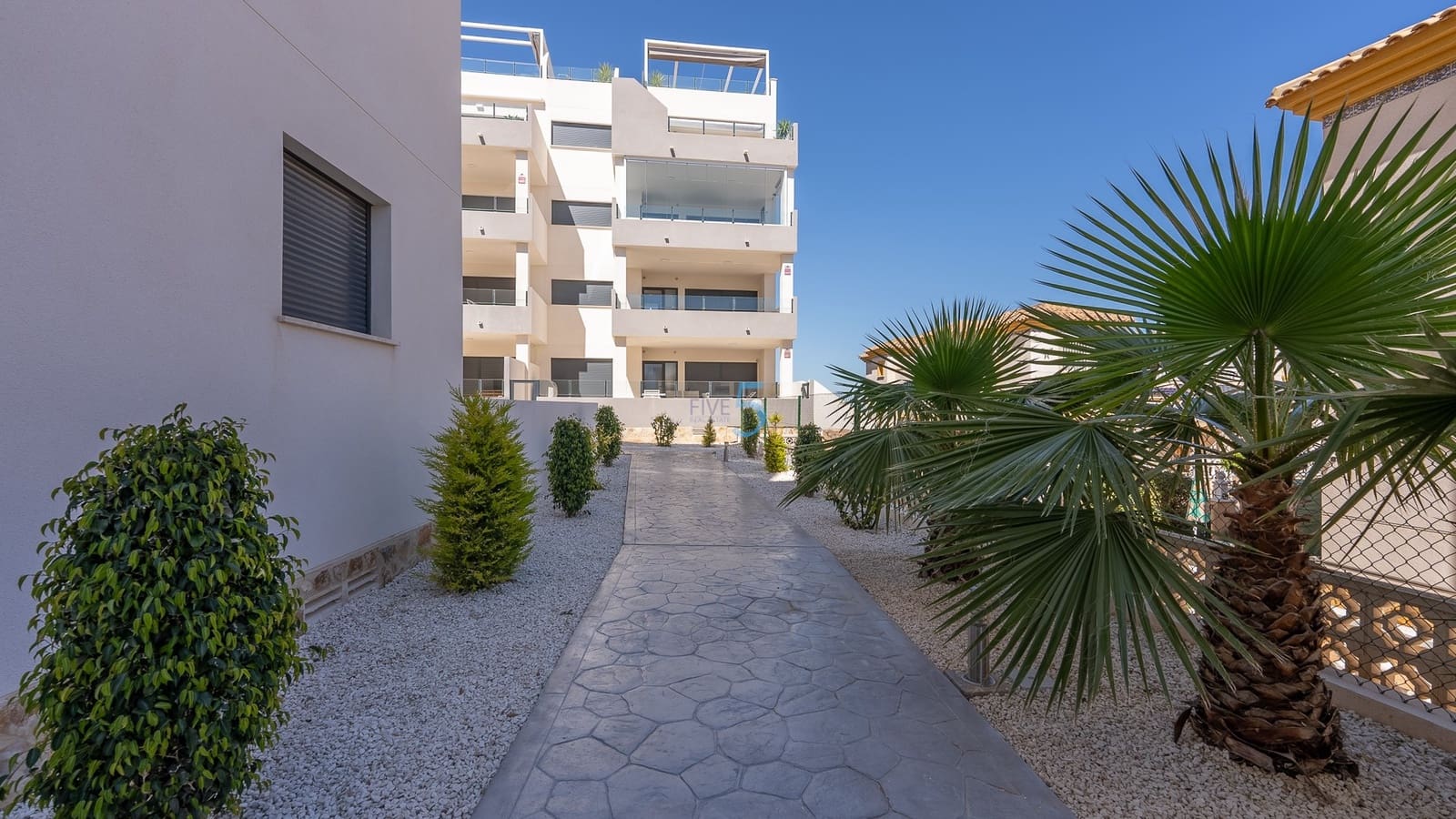 2 soverom Leilighet til salgs i Los Dolses med svømmebasseng garasje - € 329 000 (Ref: 9396331)