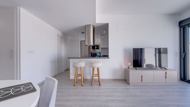 2 soverom Leilighet til salgs i Los Dolses, Orihuela med svømmebasseng garasje - € 329 000 (Ref: 9396331)