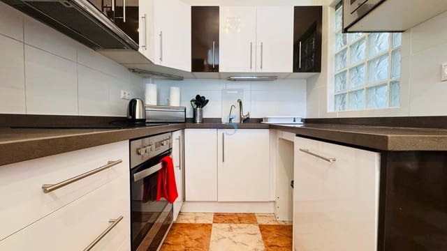 2 bedroom Bungalow for sale in Villamartin, Orihuela with pool garage - € 184,000 (Ref: 9400086)