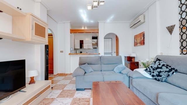 2 soveværelse Bungalow til salg i Villamartin, Orihuela med swimmingpool garage - € 184.000 (Ref: 9400086)