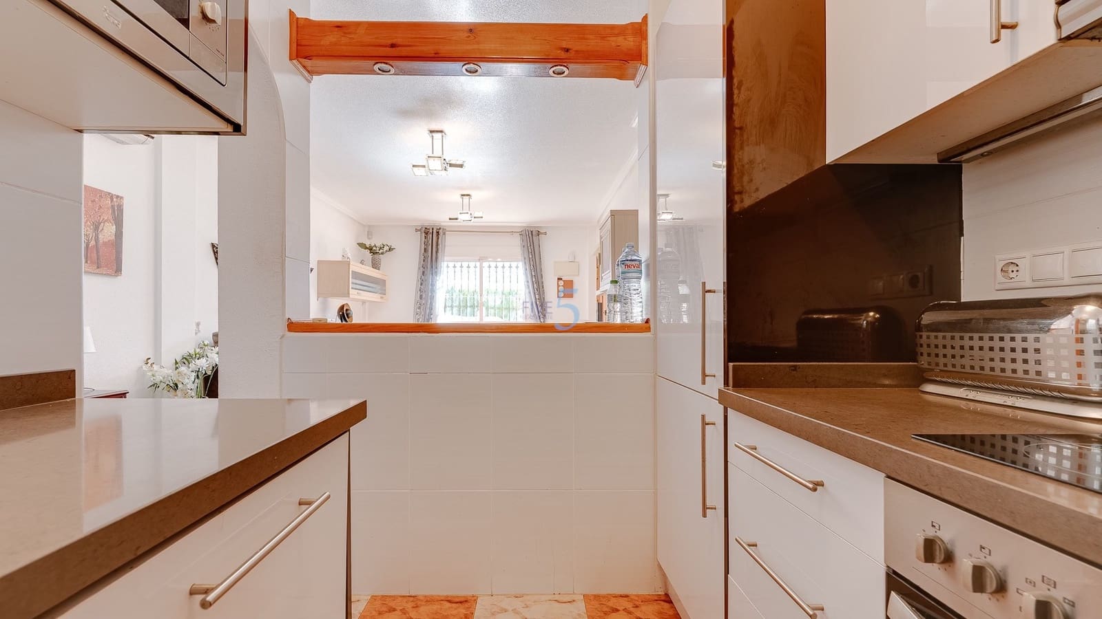 2 bedroom Bungalow for sale in Villamartin with pool garage - € 184,000 (Ref: 9400086)