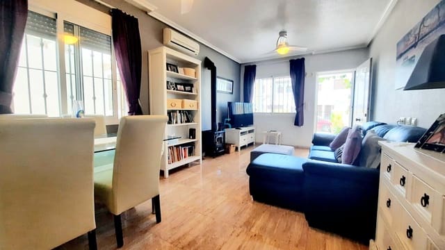 2 bedroom Townhouse for sale in San Pedro del Pinatar with pool - € 159,999 (Ref: 9400087)