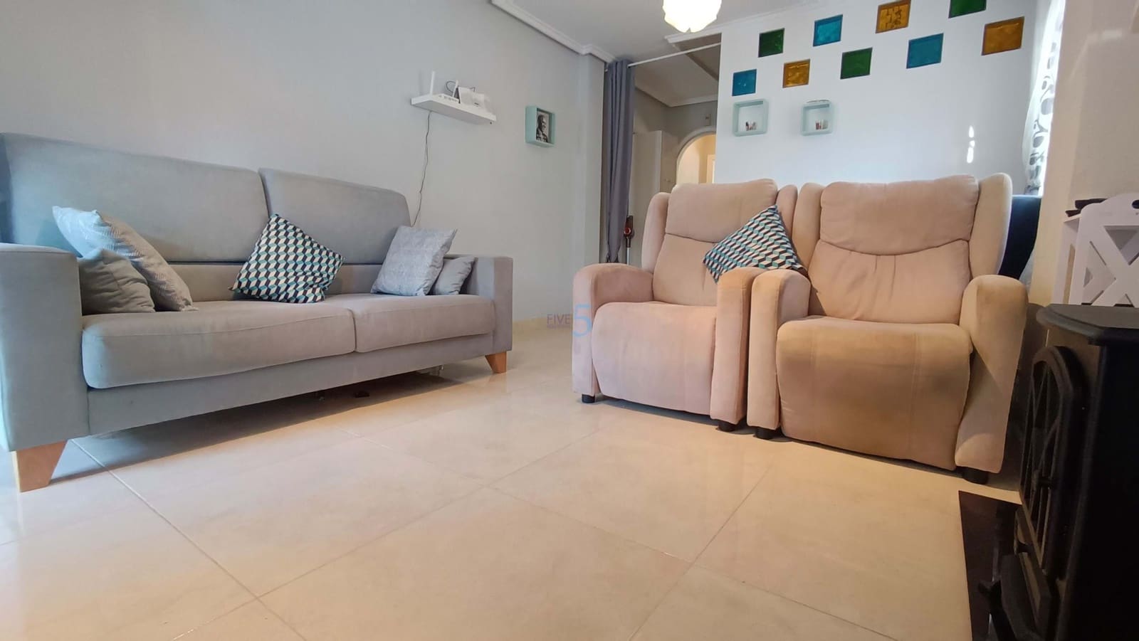 3 makuuhuone Paritalo myytävänä paikassa Algorfa mukana uima-altaan 
autotalli - 175 000 € (Ref: 9400296)