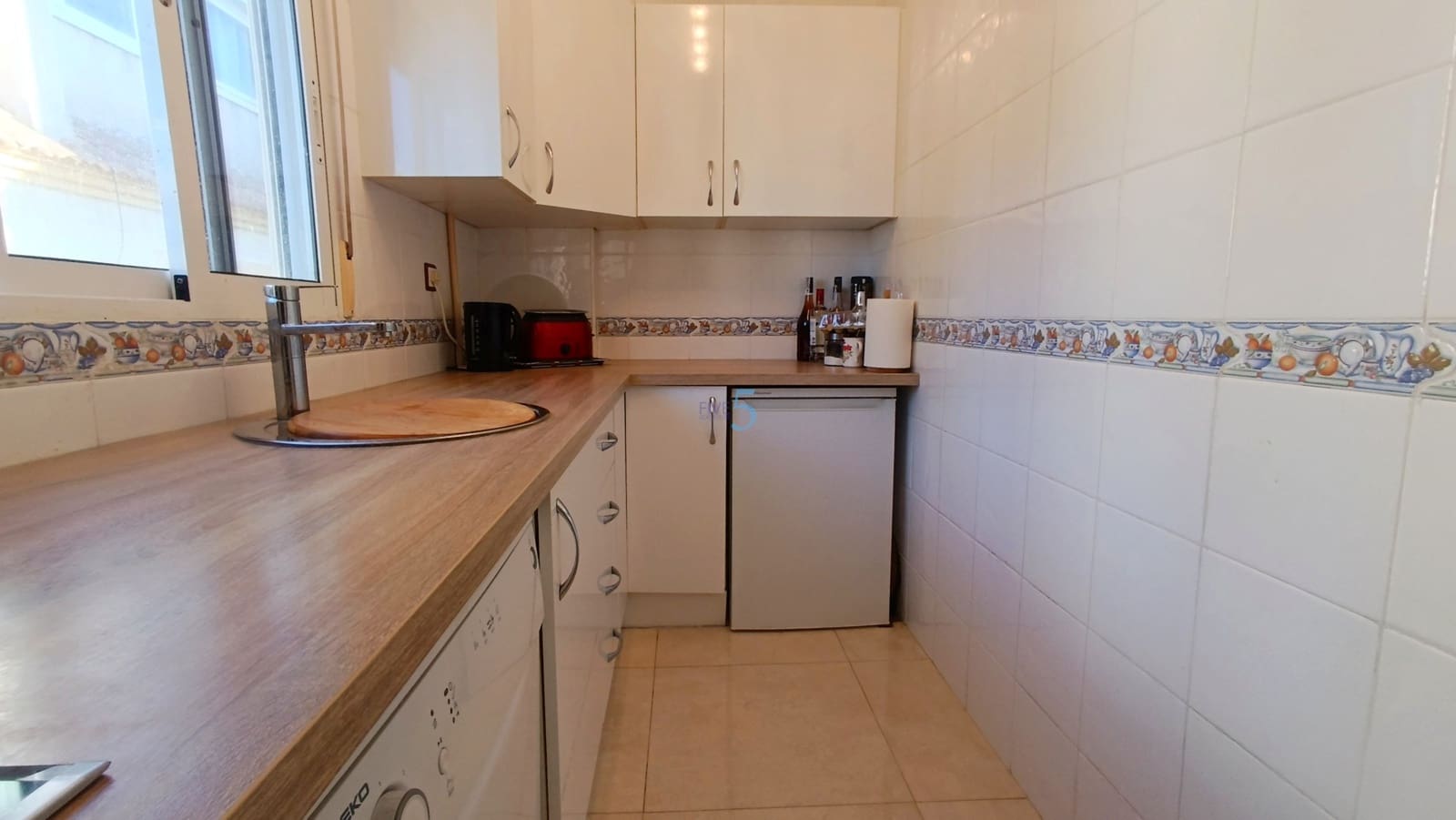 3 makuuhuone Paritalo myytävänä paikassa Algorfa mukana uima-altaan 
autotalli - 175 000 € (Ref: 9400296)