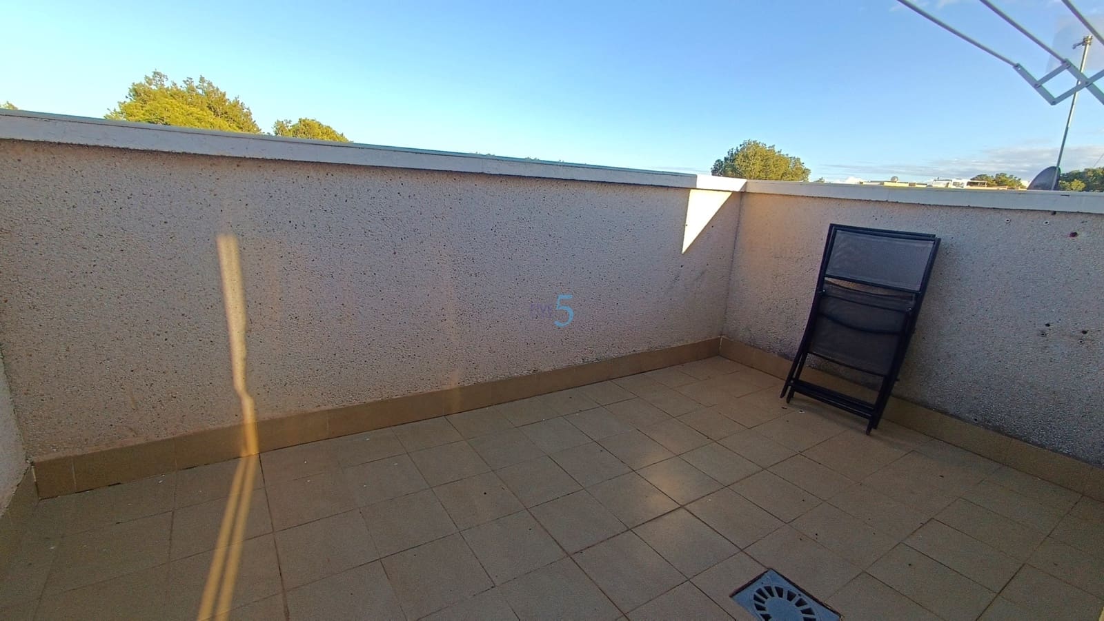 3 makuuhuone Paritalo myytävänä paikassa Algorfa mukana uima-altaan 
autotalli - 175 000 € (Ref: 9400296)