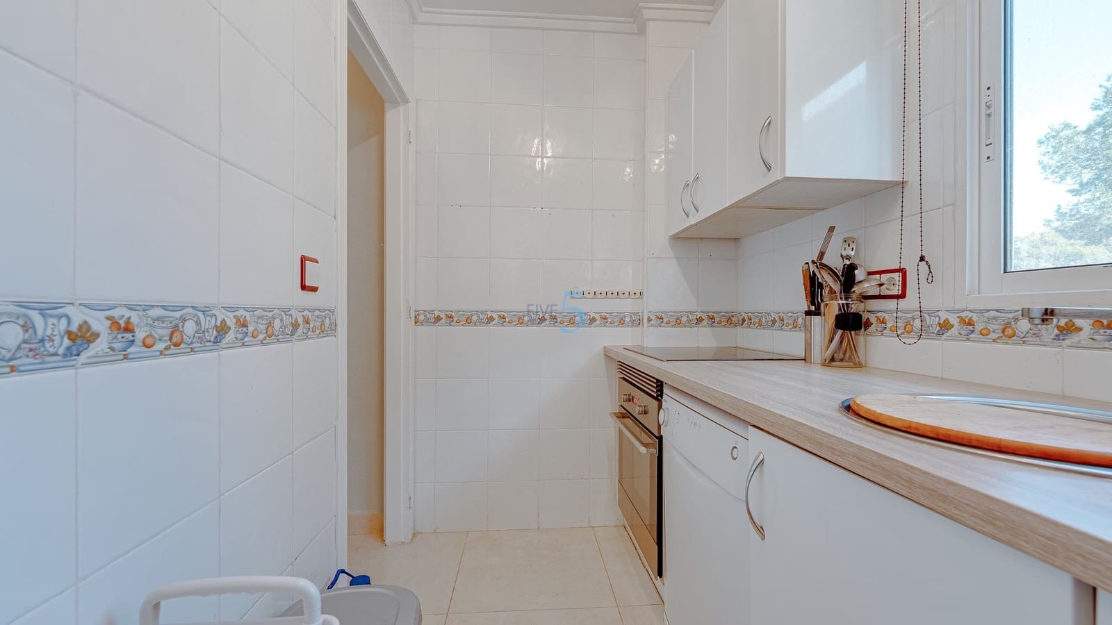 3 soverom Kjedet enebolig til salgs i Algorfa med svømmebasseng garasje - € 175 000 (Ref: 9400296)