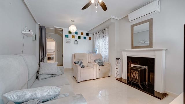 3 quarto Moradia Geminada para venda em Algorfa com piscina garagem - 175 000 € (Ref: 9400296)