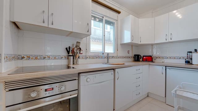 3 quarto Moradia Geminada para venda em Algorfa com piscina garagem - 175 000 € (Ref: 9400296)