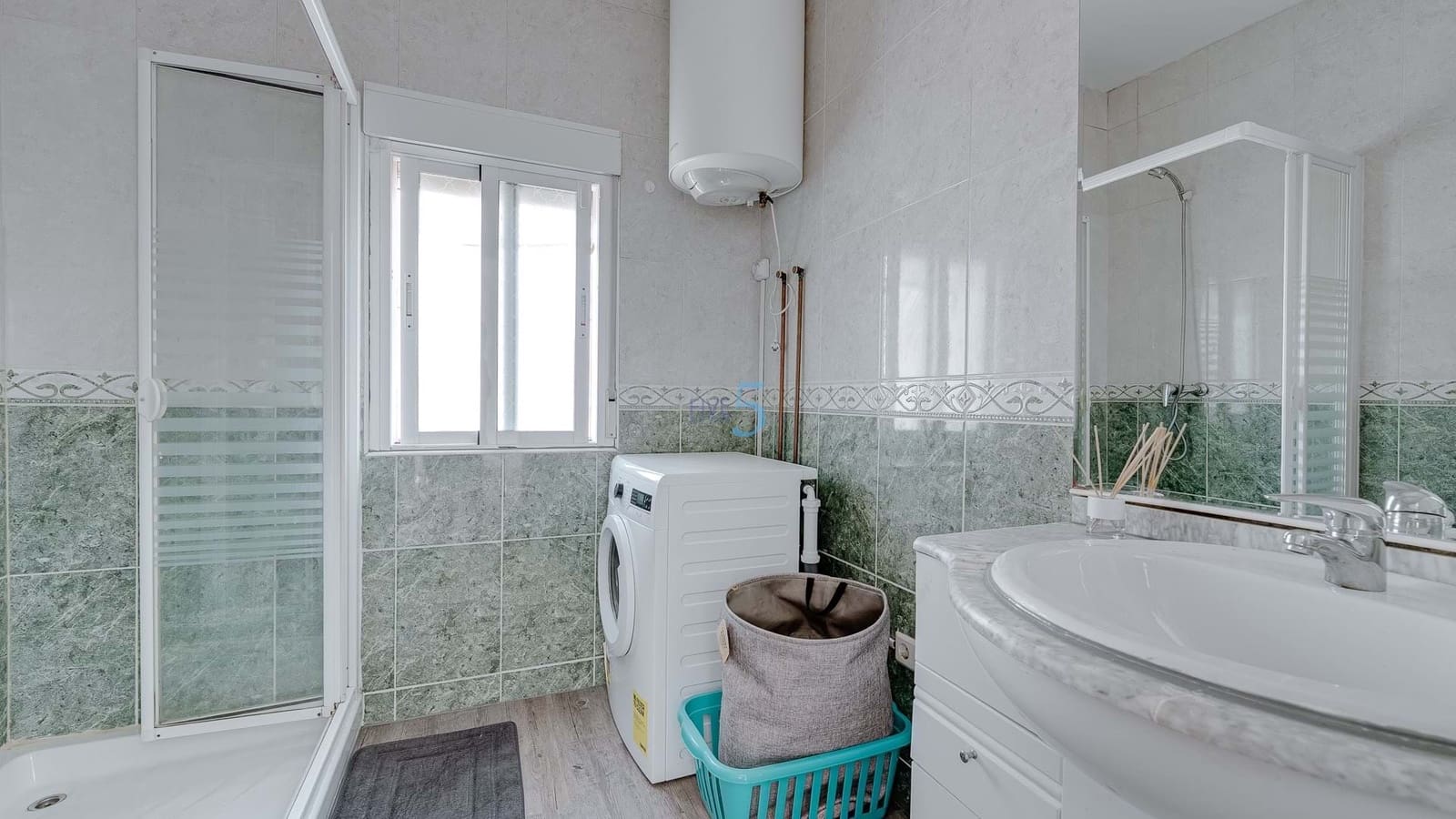 2 bedroom Villa for sale in Torrevieja with pool garage - € 266,000 (Ref: 9401270)