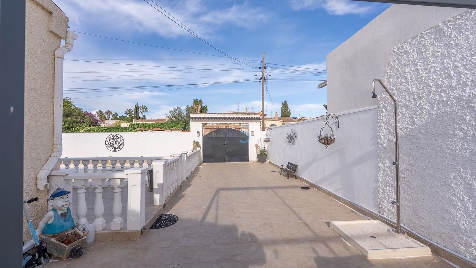 2 bedroom Villa for sale in Torrevieja with pool garage - € 266,000 (Ref: 9401270)