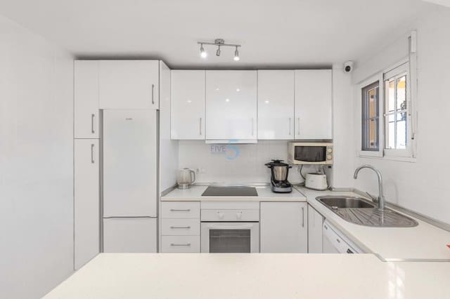 2 makuuhuone Omakotitalo myytävänä paikassa Lomas de Cabo Roig - Los Dolses, Orihuela mukana uima-altaan 
autotalli - 242 500 € (Ref: 9401804)