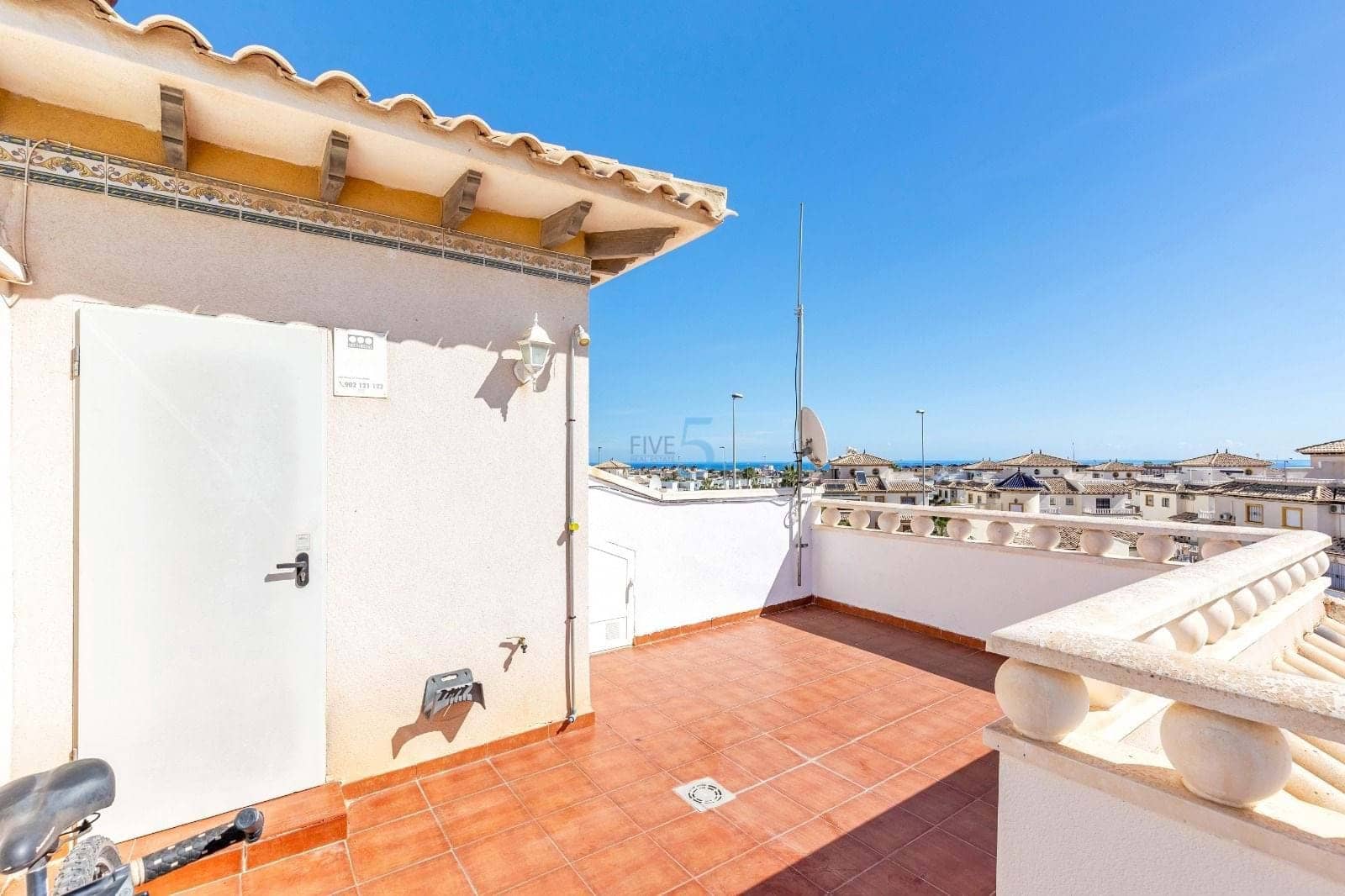 2 chambre Maison de Ville à vendre à Orihuela Costa avec piscine garage - 242 500 € (Ref: 9401804)