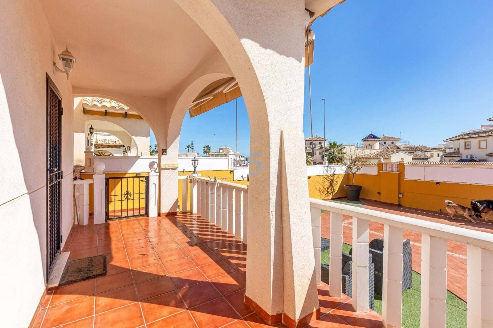 2 chambre Maison de Ville à vendre à Orihuela Costa avec piscine garage - 242 500 € (Ref: 9401804)