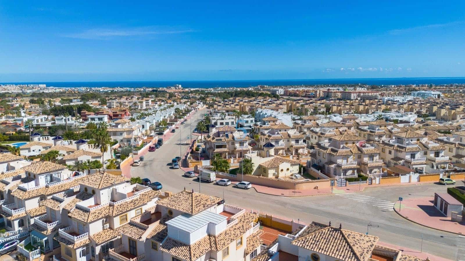 2 chambre Maison de Ville à vendre à Orihuela Costa avec piscine garage - 242 500 € (Ref: 9401804)