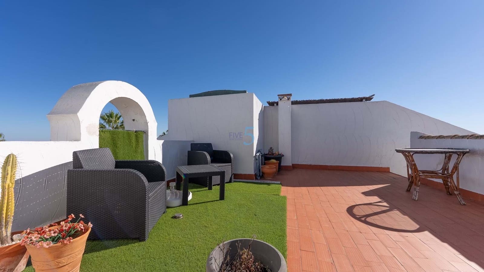 1 quarto Apartamento para venda em Ciudad Quesada com piscina garagem - 135 000 € (Ref: 9402690)