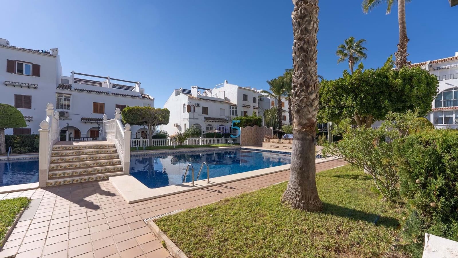 1 quarto Apartamento para venda em Ciudad Quesada com piscina garagem - 135 000 € (Ref: 9402690)