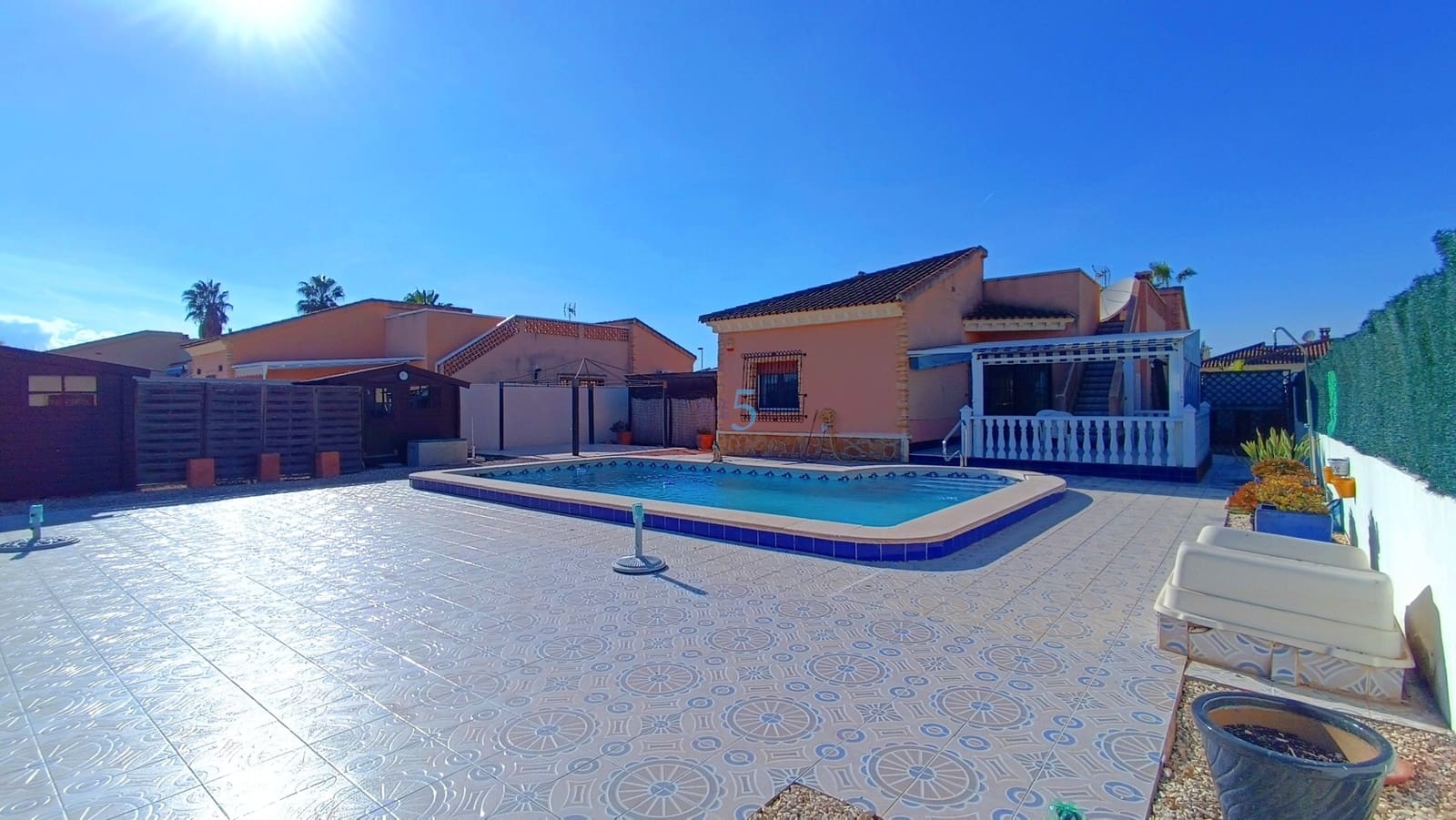3 bedroom Villa for sale in Formentera del Segura with pool - € 440,000 (Ref: 9402797)