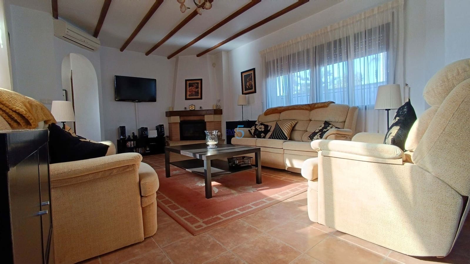 3 bedroom Villa for sale in Formentera del Segura with pool - € 440,000 (Ref: 9402797)