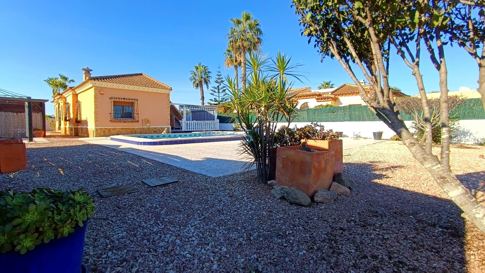 3 bedroom Villa for sale in Formentera del Segura with pool - € 440,000 (Ref: 9402797)