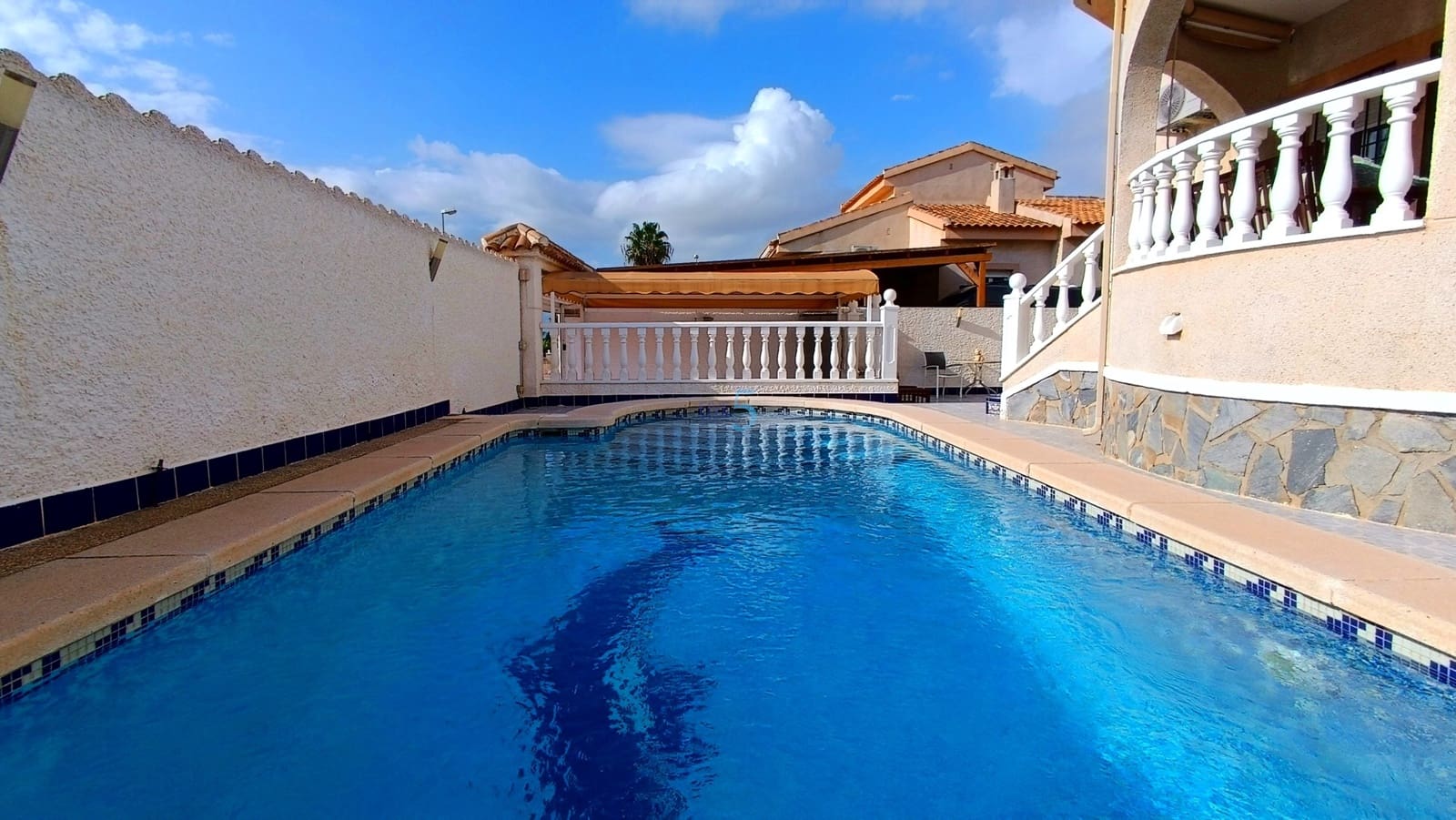 3 camera da letto Villa in vendita in Ciudad Quesada con piscina - 299.999 € (Rif: 9405802)