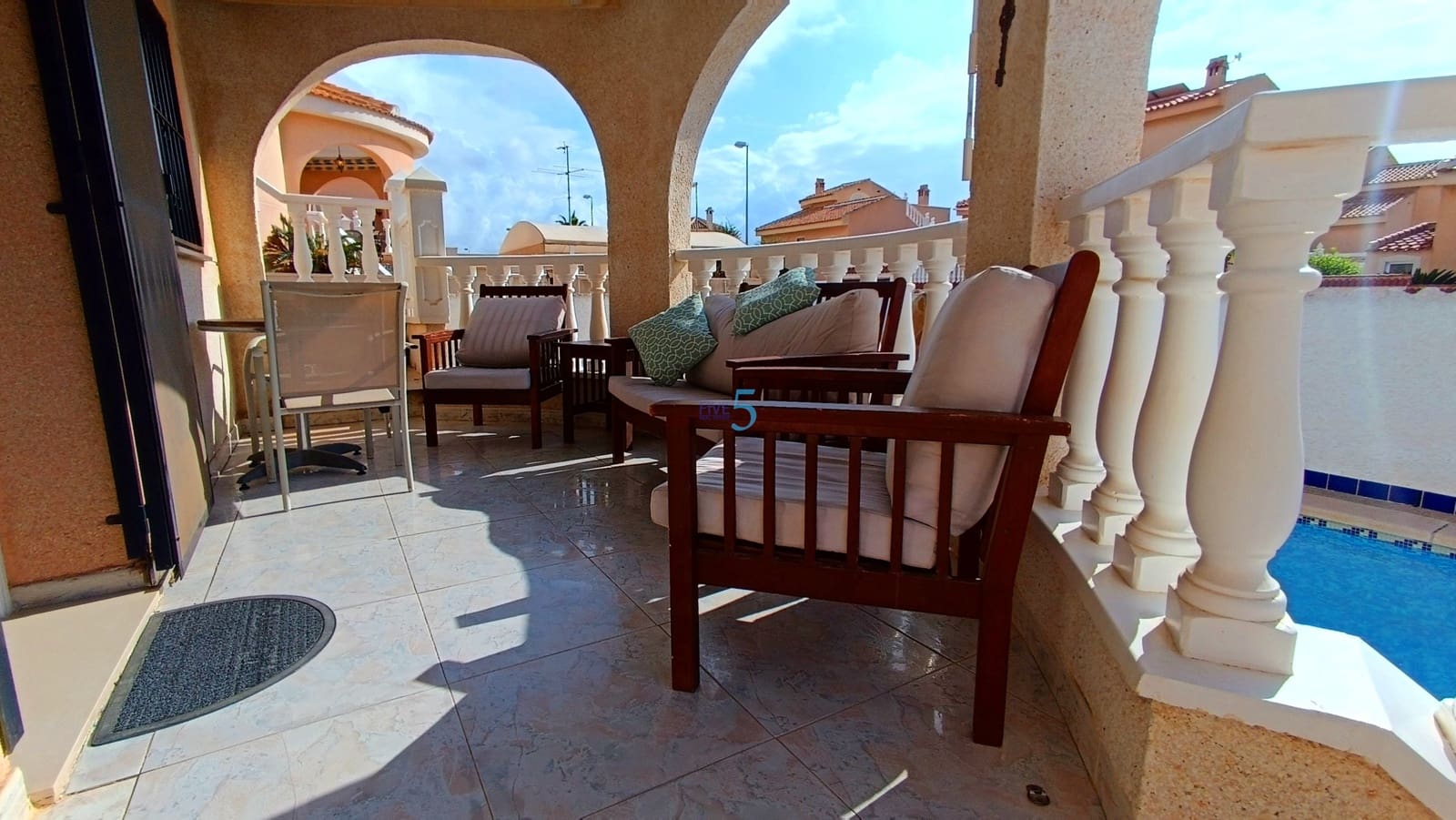 3 camera da letto Villa in vendita in Ciudad Quesada con piscina - 299.999 € (Rif: 9405802)