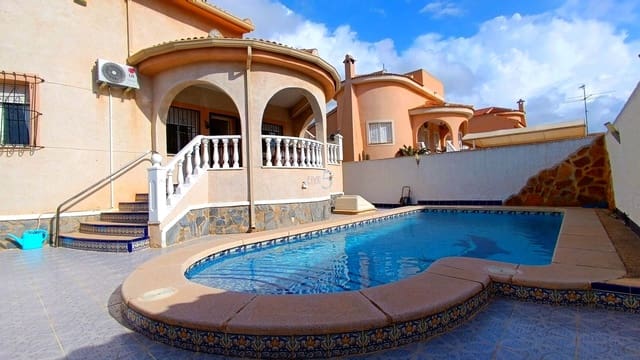 3 camera da letto Villa in vendita in Ciudad Quesada, Rojales con piscina - 299.999 € (Rif: 9405802)