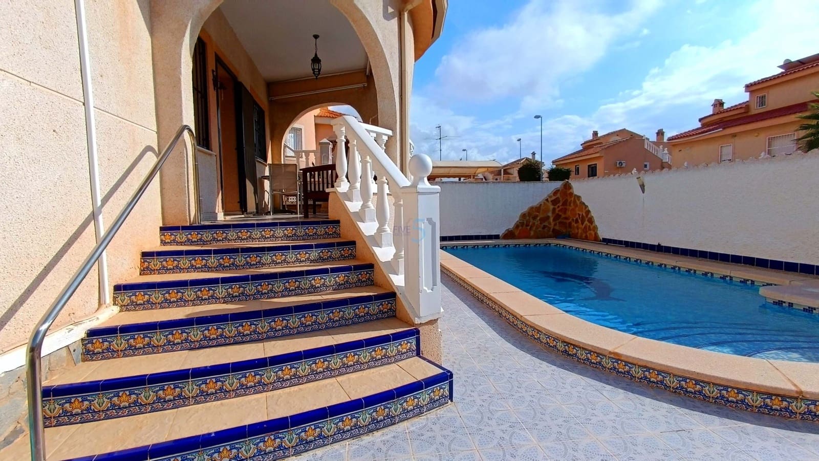 3 camera da letto Villa in vendita in Ciudad Quesada con piscina - 299.999 € (Rif: 9405802)