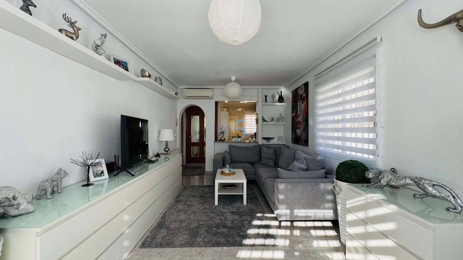 4 chambre Villa/Maison à vendre à Villamartin avec piscine garage - 379 000 € (Ref: 9406942)