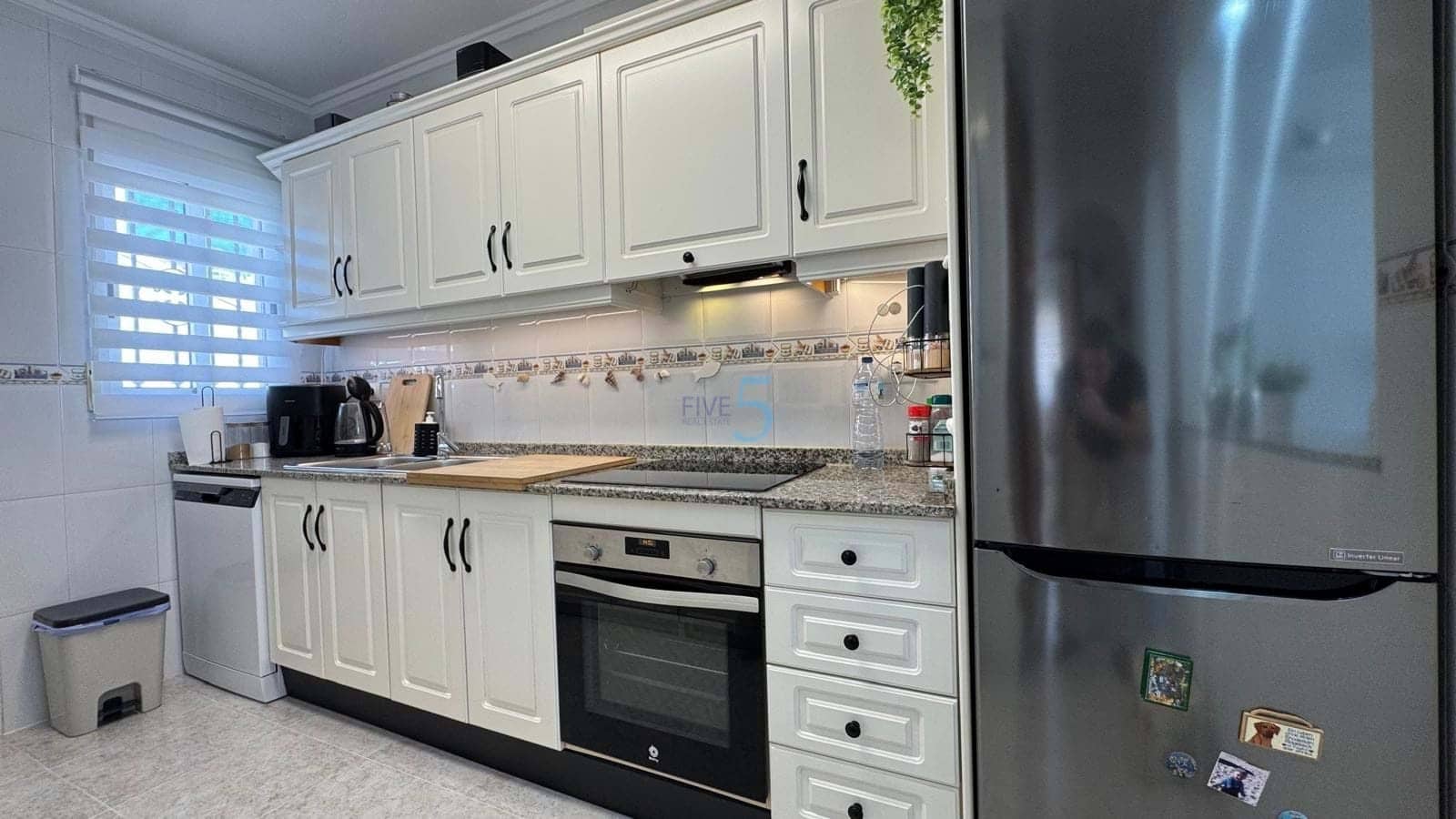 4 chambre Villa/Maison à vendre à Villamartin avec piscine garage - 379 000 € (Ref: 9406942)