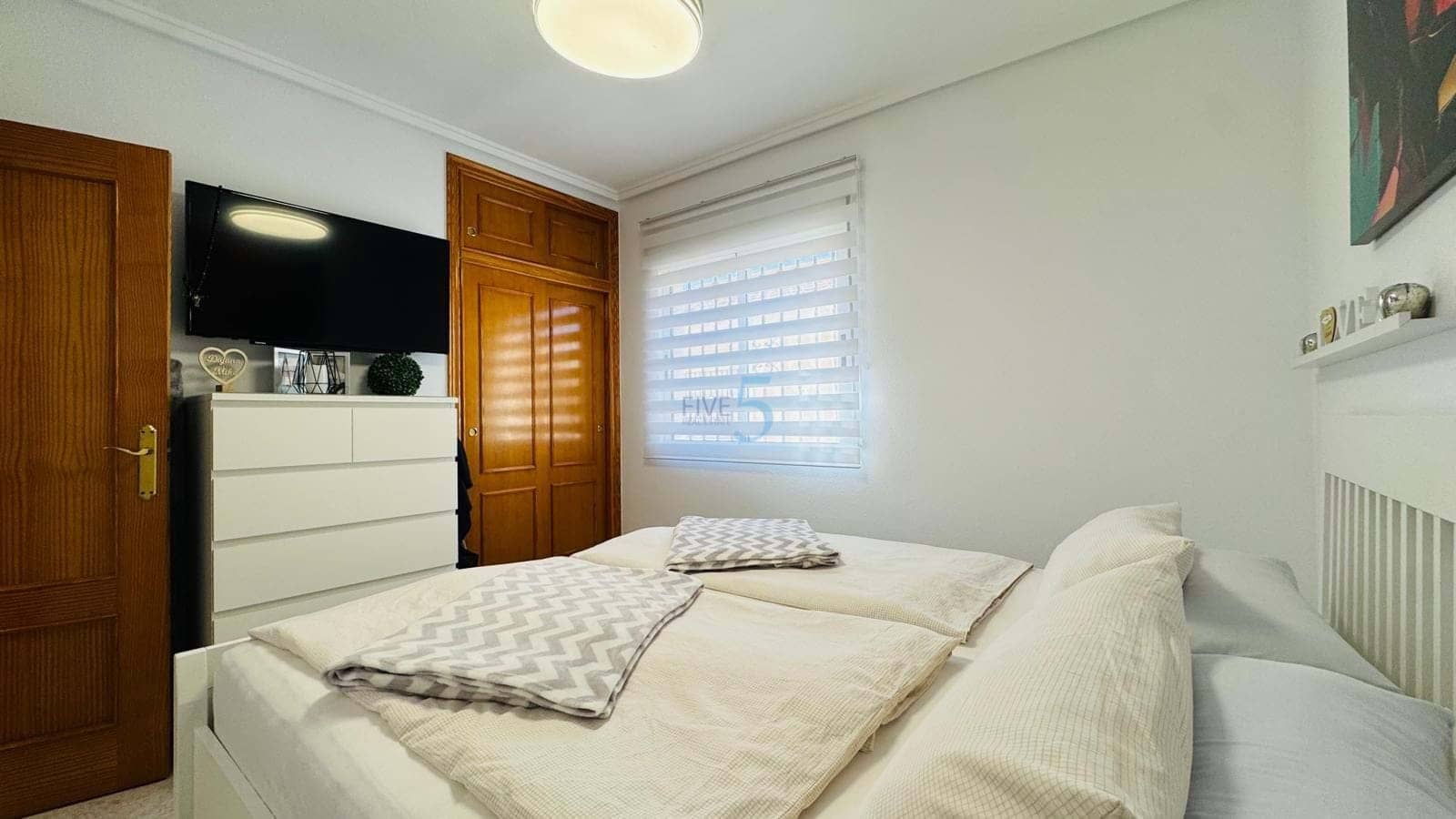 4 chambre Villa/Maison à vendre à Villamartin avec piscine garage - 379 000 € (Ref: 9406942)