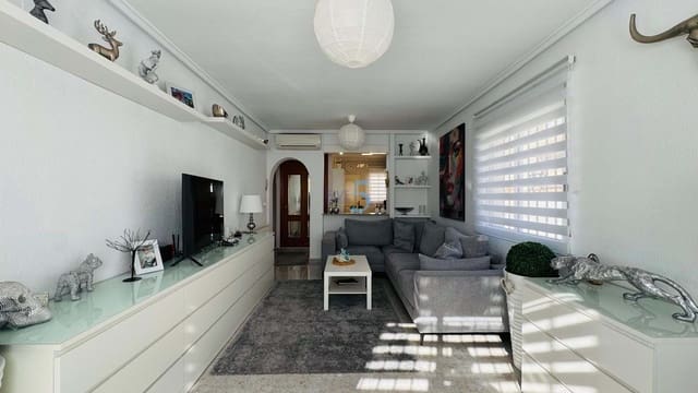 4 chambre Villa/Maison à vendre à Villamartin, Orihuela avec piscine garage - 379 000 € (Ref: 9406942)