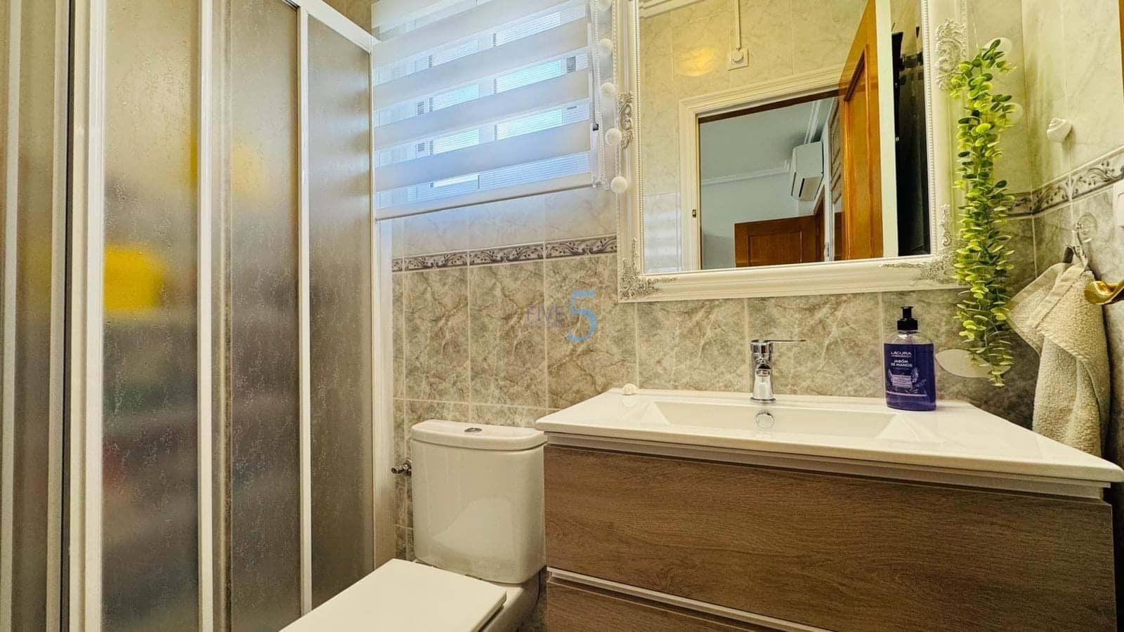 4 chambre Villa/Maison à vendre à Villamartin avec piscine garage - 379 000 € (Ref: 9406942)