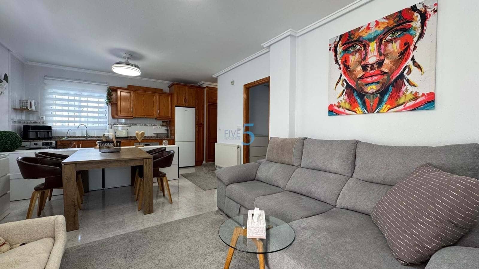 4 chambre Villa/Maison à vendre à Villamartin avec piscine garage - 379 000 € (Ref: 9406942)