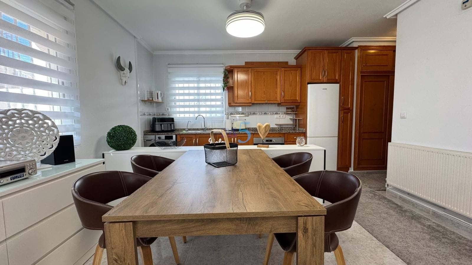 4 chambre Villa/Maison à vendre à Villamartin avec piscine garage - 379 000 € (Ref: 9406942)