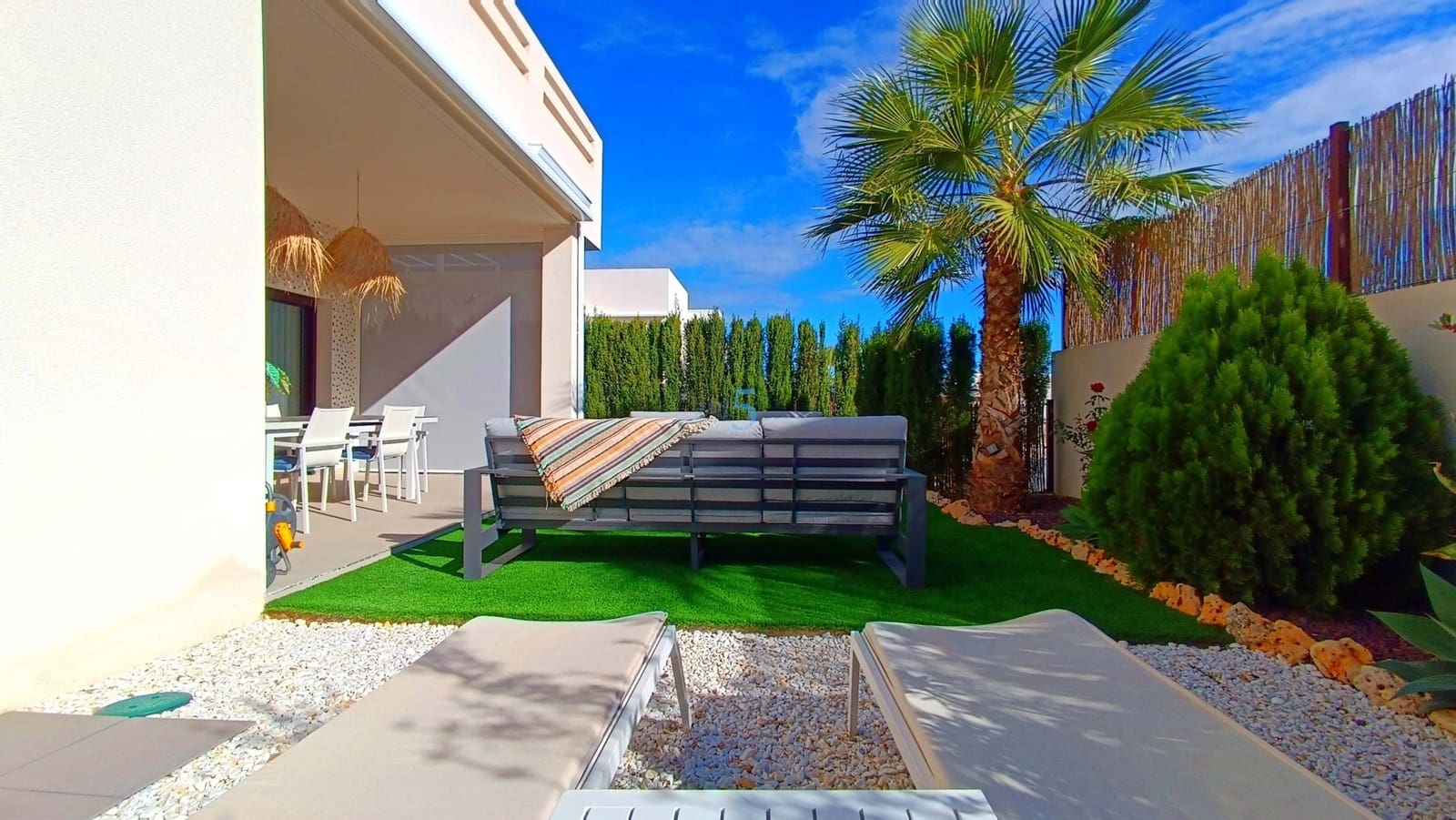 2 makuuhuone Huoneisto myytävänä paikassa Algorfa mukana uima-altaan 
autotalli - 289 000 € (Ref: 9409689)