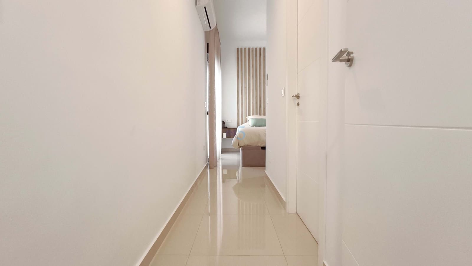 2 makuuhuone Huoneisto myytävänä paikassa Algorfa mukana uima-altaan 
autotalli - 289 000 € (Ref: 9409689)