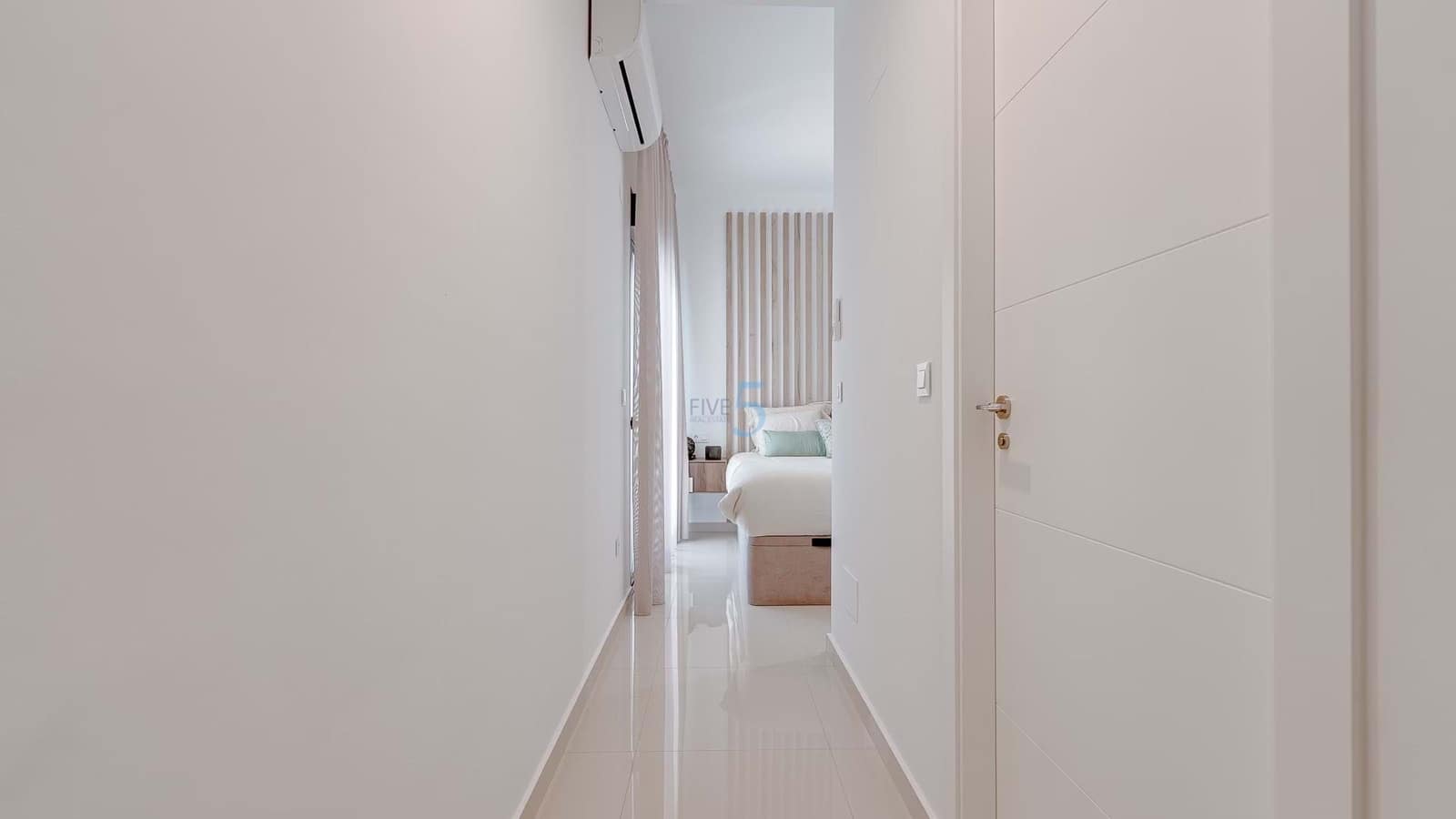 2 slaapkamer Appartement te koop in Algorfa met zwembad garage - € 279.000 (Ref: 9409689)