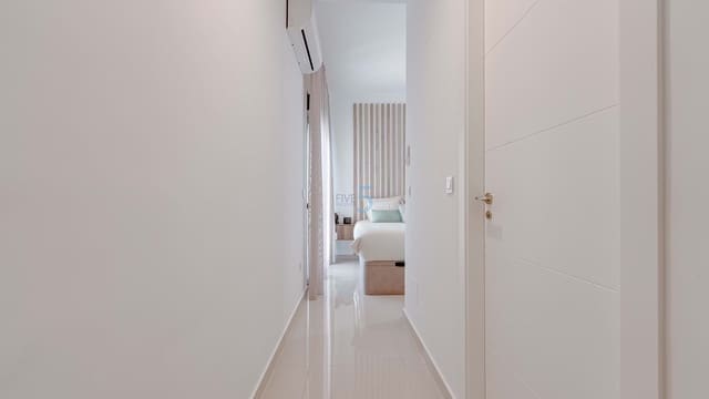 2 bedroom Apartment for sale in Algorfa with pool garage - € 279,000 (Ref: 9409689)