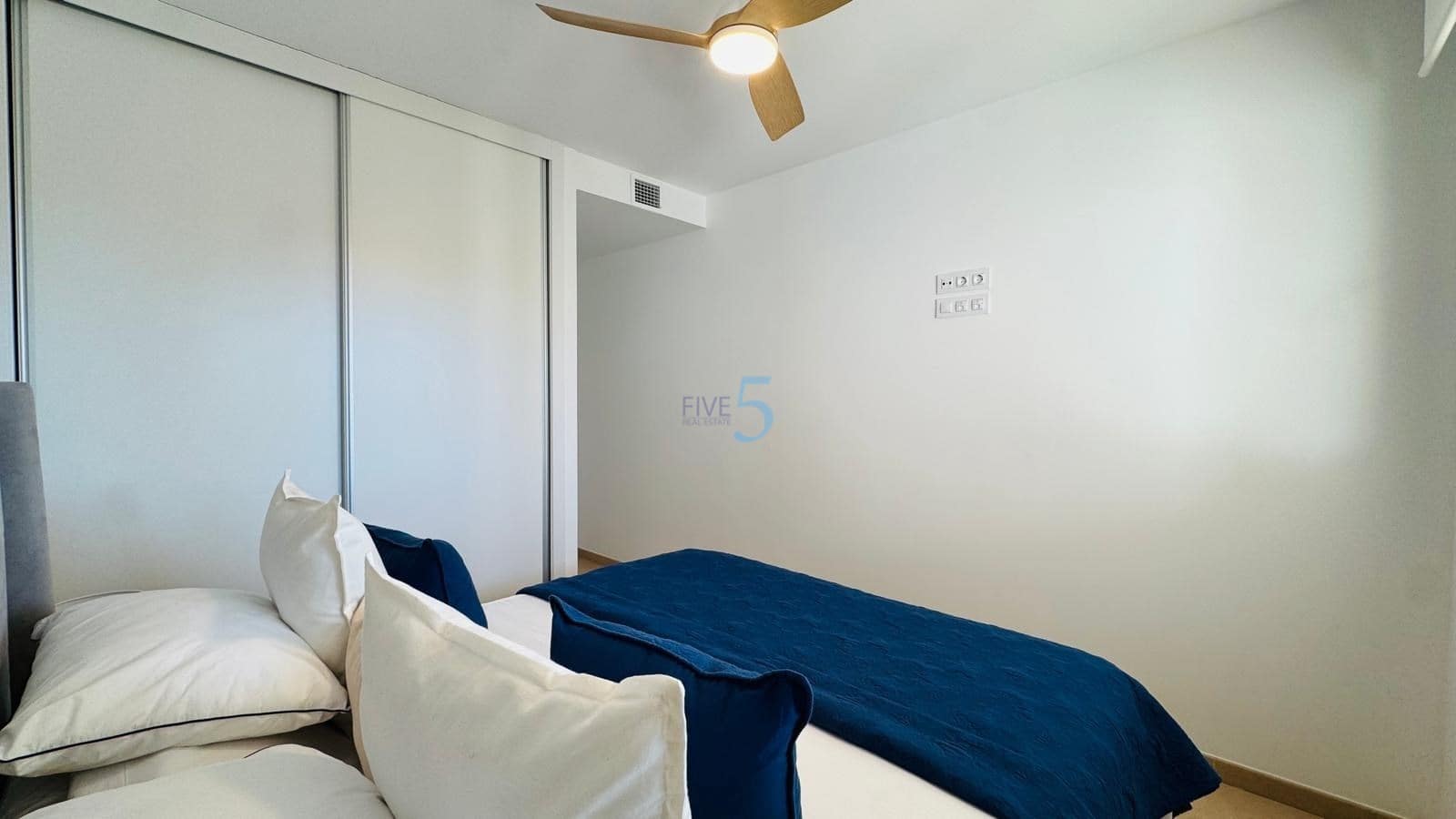 2 soveværelse Lejlighed til salg i Los Dolses med swimmingpool garage - € 254.000 (Ref: 9409691)