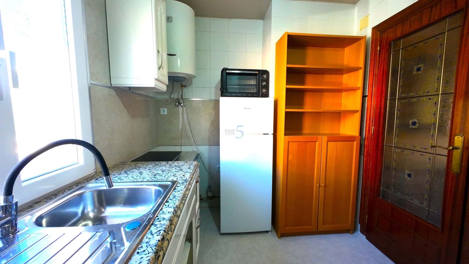 Apartamento de 2 habitaciones en Torrevieja en venta - 120.000 € (Ref: 9409990)