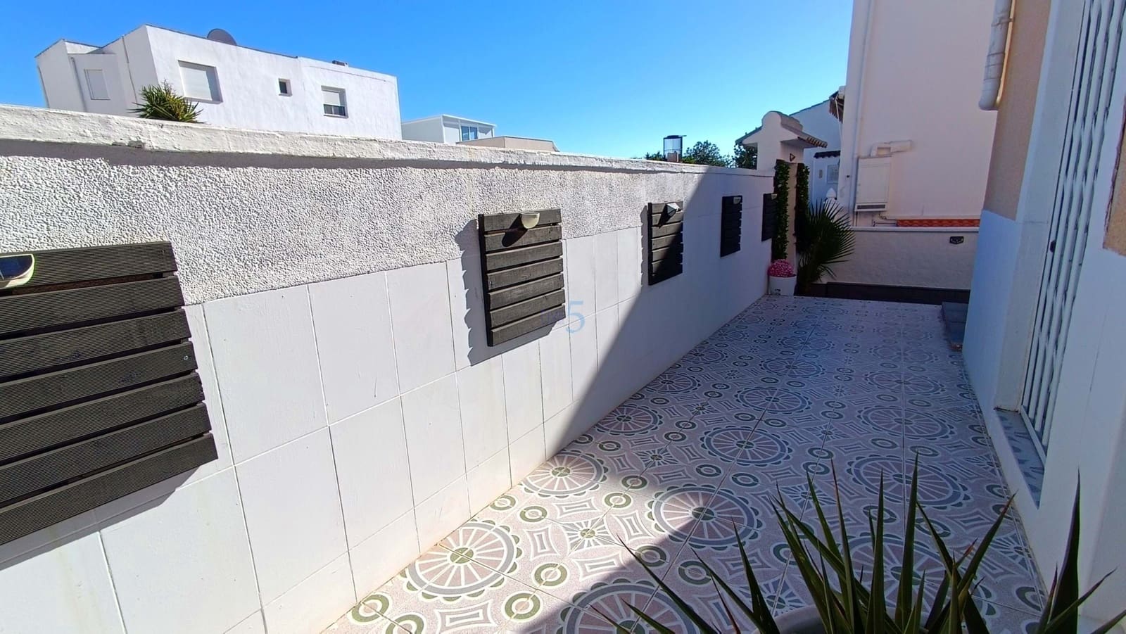 3 bedroom Semi-detached Villa for sale in Benijofar with pool - € 215,000 (Ref: 9412860)