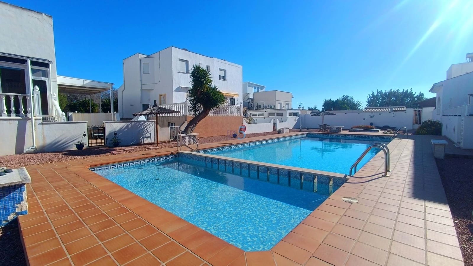 3 bedroom Semi-detached Villa for sale in Benijofar with pool - € 215,000 (Ref: 9412860)