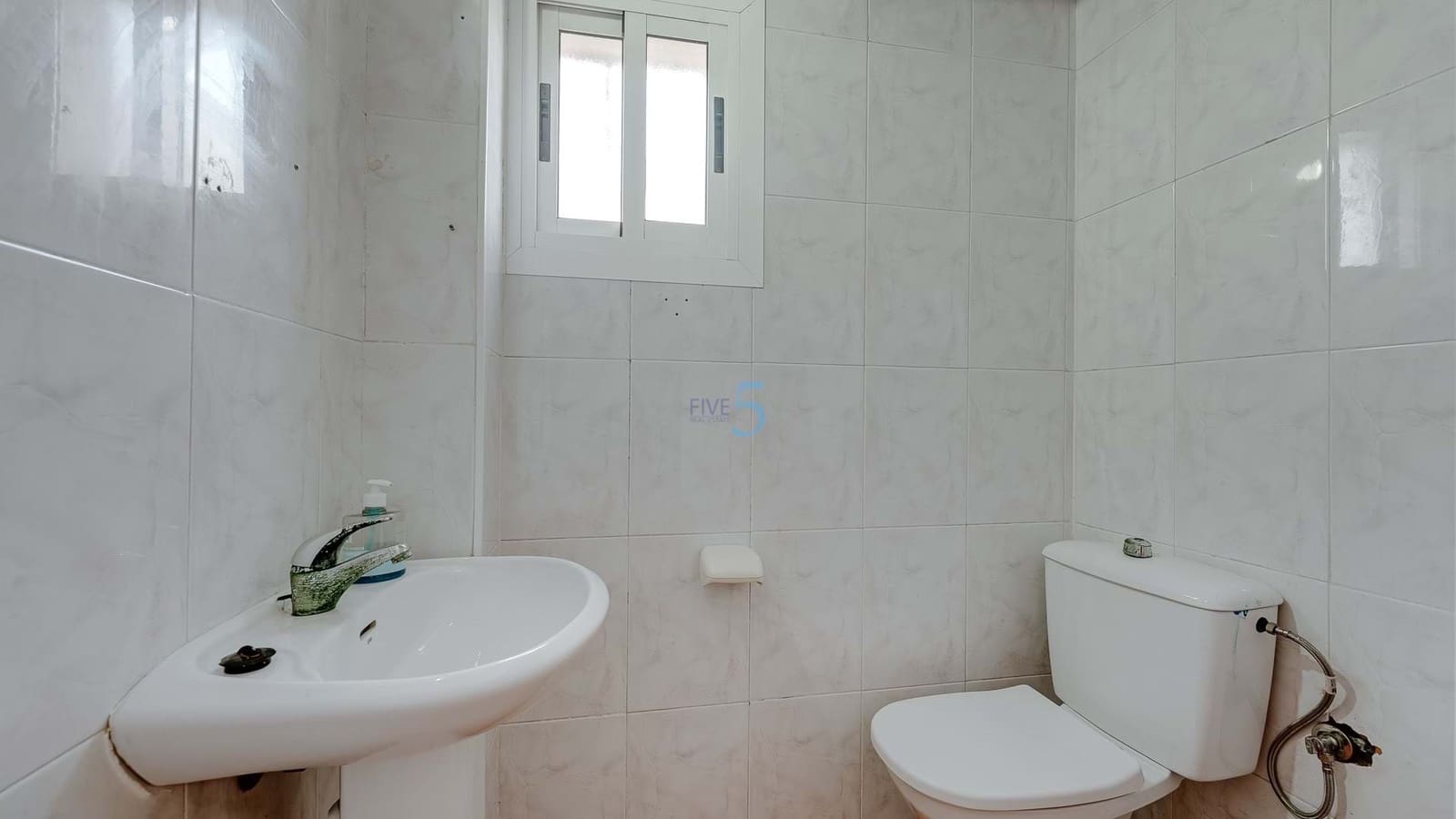 3 bedroom Semi-detached Villa for sale in Benijofar with pool - € 215,000 (Ref: 9412860)