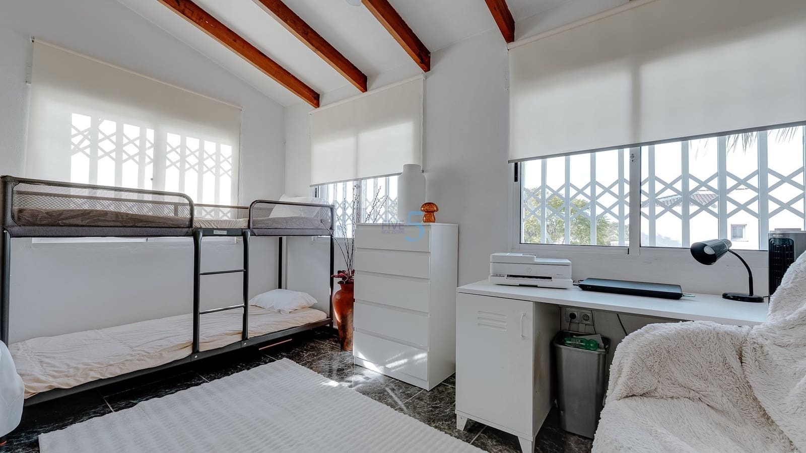 3 bedroom Semi-detached Villa for sale in Benijofar with pool - € 215,000 (Ref: 9412860)