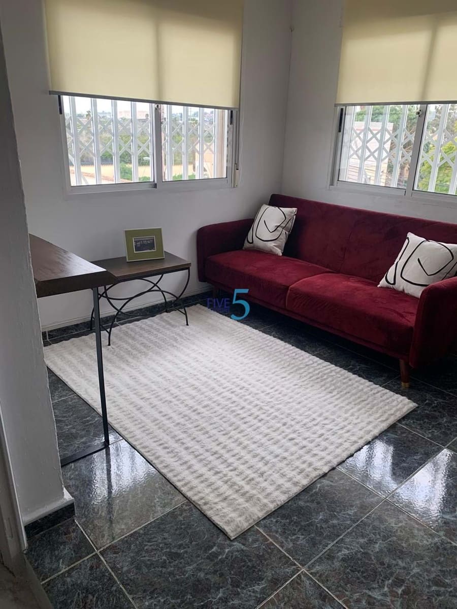 3 soveværelse Semi-Rækkehus til salg i Benijofar med swimmingpool - € 204.999 (Ref: 9412860)