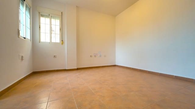 Casa de 2 habitaciones en Torrevieja en venta con piscina - 175.000 € (Ref: 9413232)