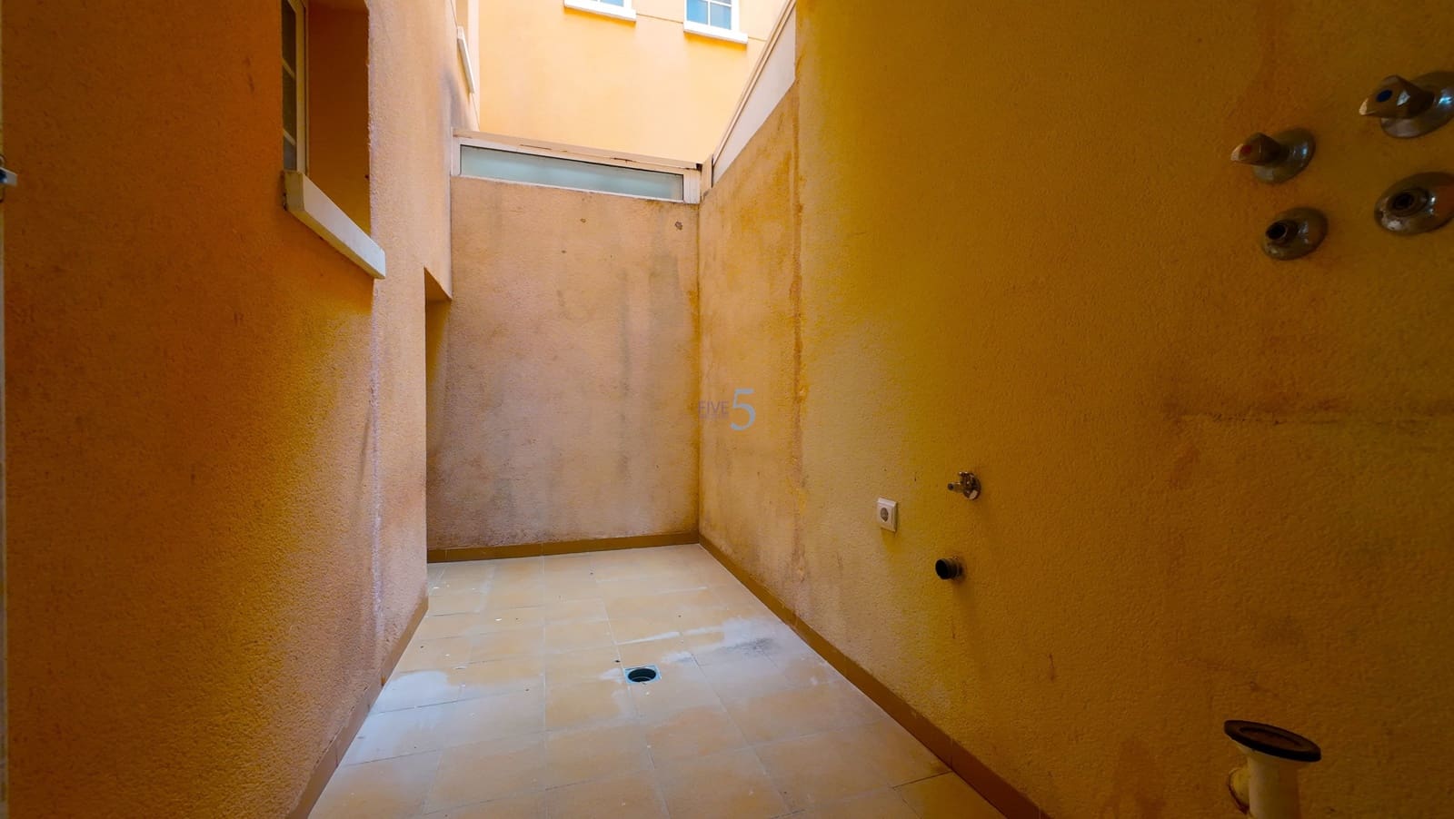 2 sypialnia Dom na sprzedaż w Torrevieja z basenem - 175 000 € (Ref: 9413232)