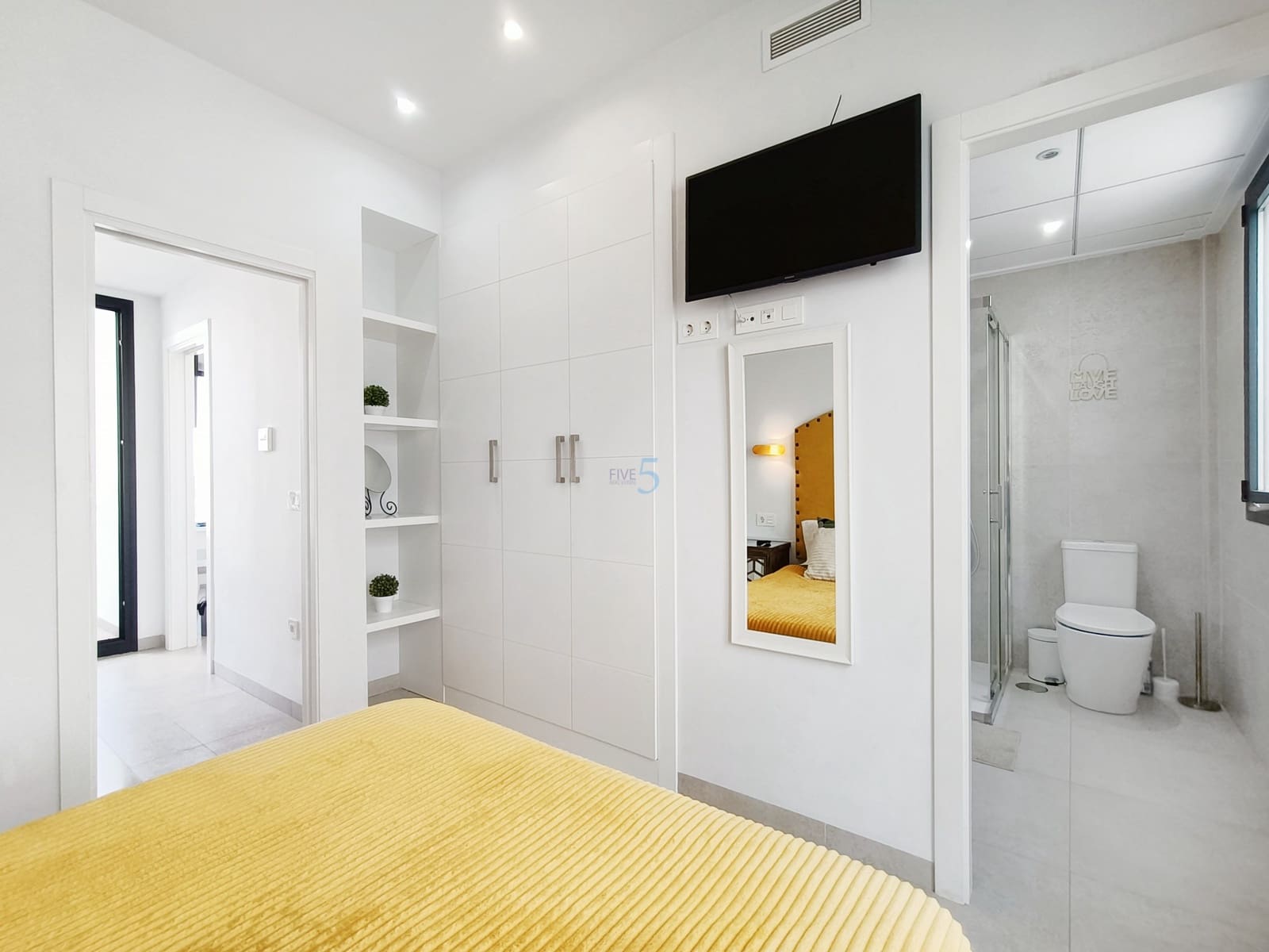 3 quarto Moradia para venda em Villamartin com piscina - 410 000 € (Ref: 9414839)