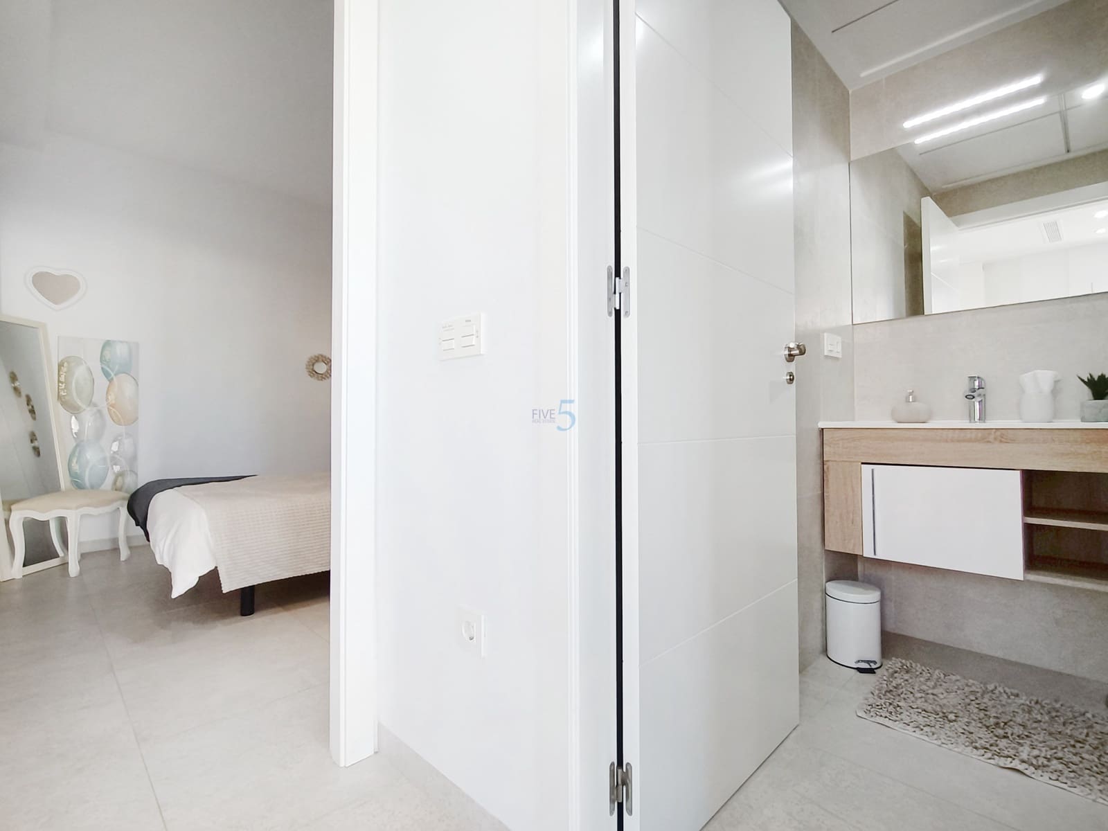 3 quarto Moradia para venda em Villamartin com piscina - 410 000 € (Ref: 9414839)